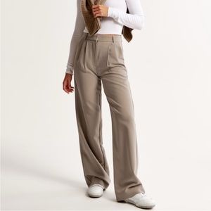 ABERCROMBIE & FITCH Sloane Tailored Fit Pant in Light Brown, Size 25 Regular Fit